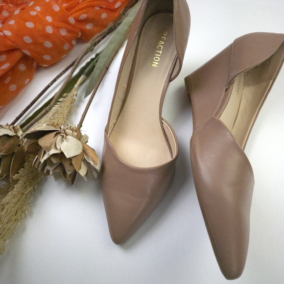 Kenneth Cole Elegant Tan Women's Shoes Sz 9m - Picture 2 of 9